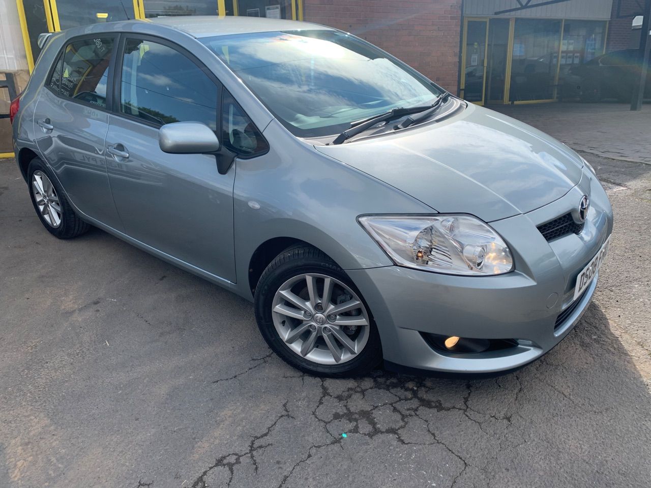 2008 Toyota Auris