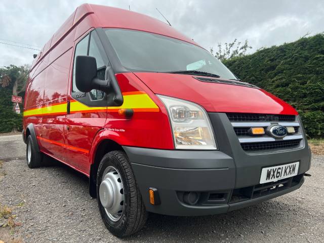 Ford Transit 2.4 TRANSIT 140 T460 RWD Panel Van Diesel Red