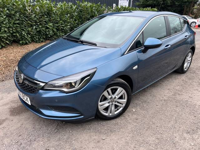 2016 Vauxhall Astra 1.6 CDTi 16V ecoFLEX Design 5dr