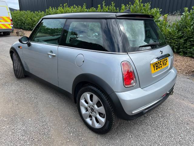 2005 Mini Hatchback 1.6 Cooper 3dr